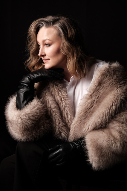 Заказать индивидуальную фотосессию в 2-х образах в Тюмени по лучшим ценам от компании Fashion Box
 – фото № 13