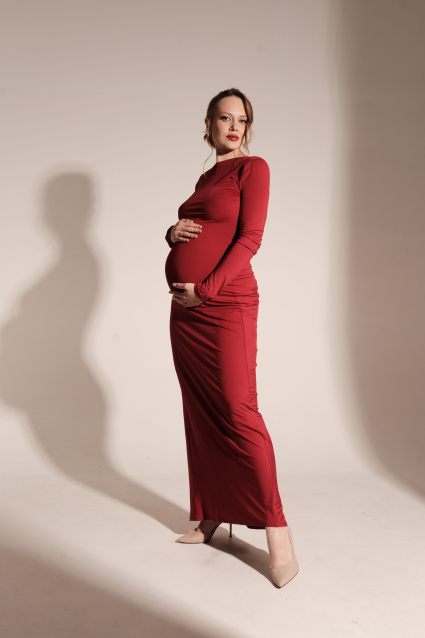 Заказать фотосессию для беременных в студии от компании Fashion Box в Тюмени 
 – фото № 7